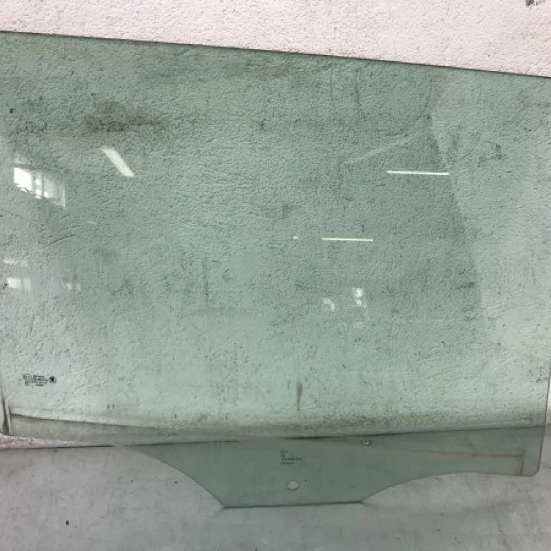 Geam dreapta spate Skoda 