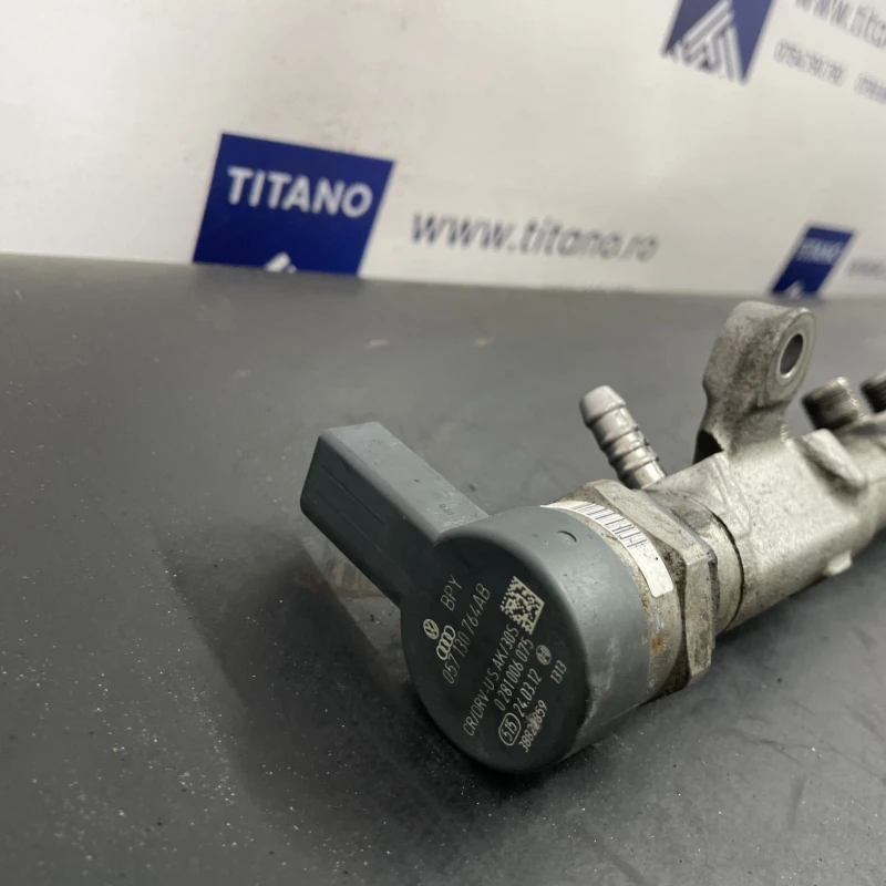 Rampa injectoare cu senzor / Volkswagen Sharan 7N 2013 / Motor, racire si evacuare