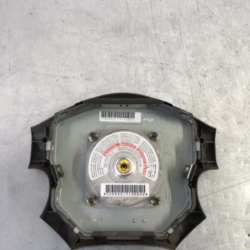 Airbag volan / Nissan Navara D22 2002 / Interior
