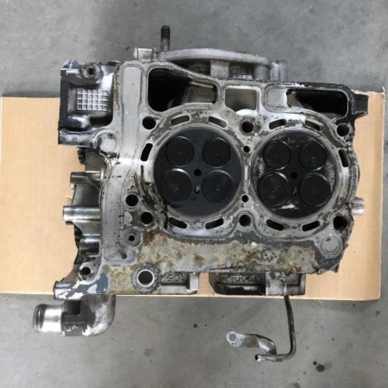 Chiuloasa stanga dreapta / Subaru Outback Outback 2010 / Motor, racire si evacuare
