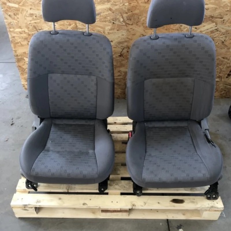 Scaune fata Nissan Navara D22 2002