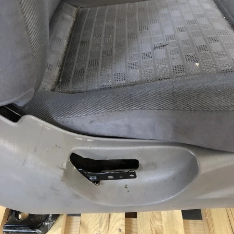 Scaune fata / Nissan Navara D22 2002 / Interior
