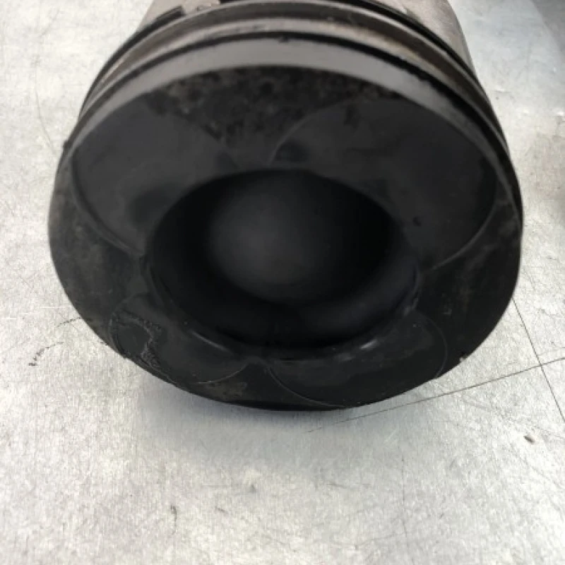 Piston cu biela / Subaru Outback Outback 2010 / Motor, racire si evacuare