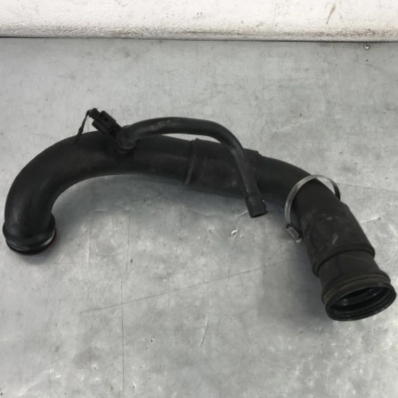 Furtun intercooler Volkswagen 