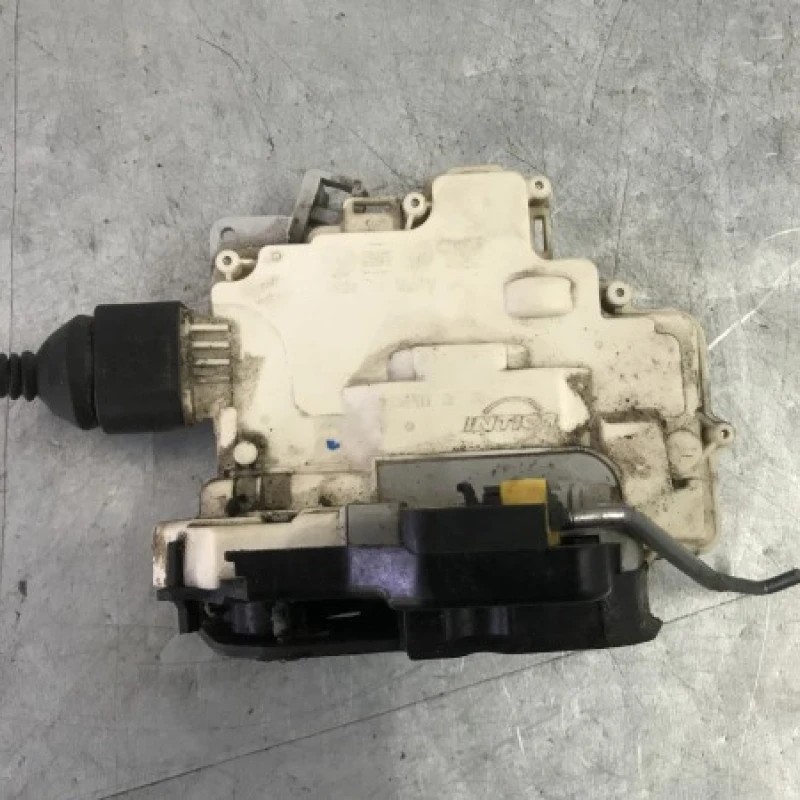 Iala broasca usa stanga spate / Audi A6 C6 2010 / Caroserie, oglinzi si faruri