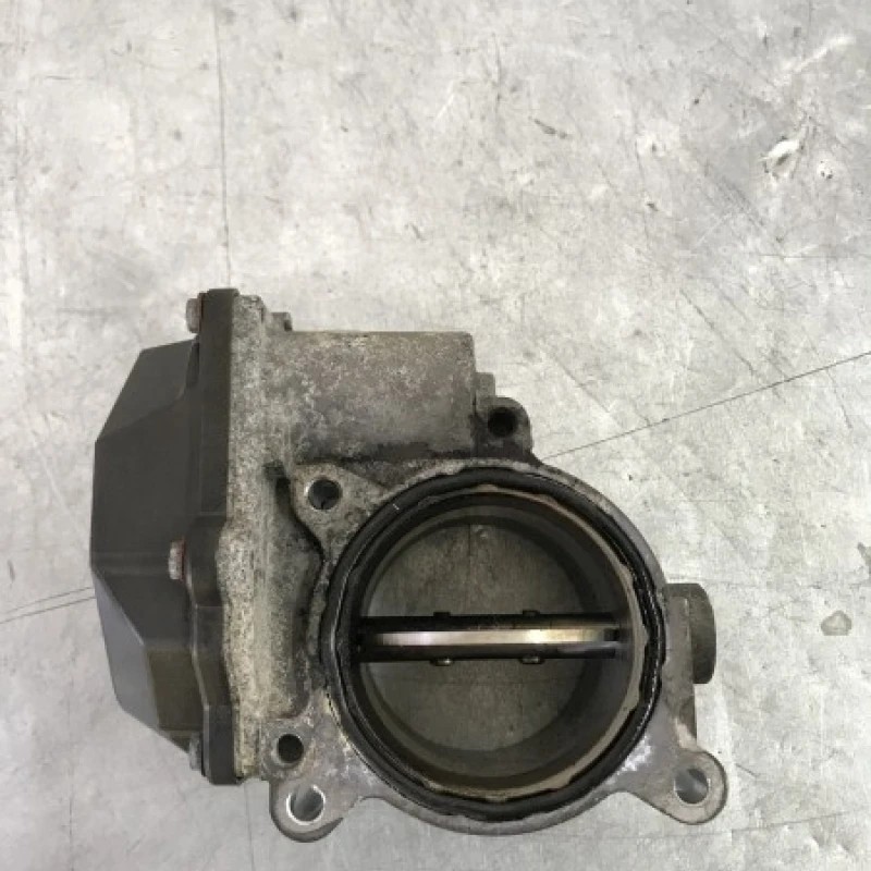 Clapeta de acceleratie / Volkswagen Crafter 2E/2F 2010 / Motor, racire si evacuare