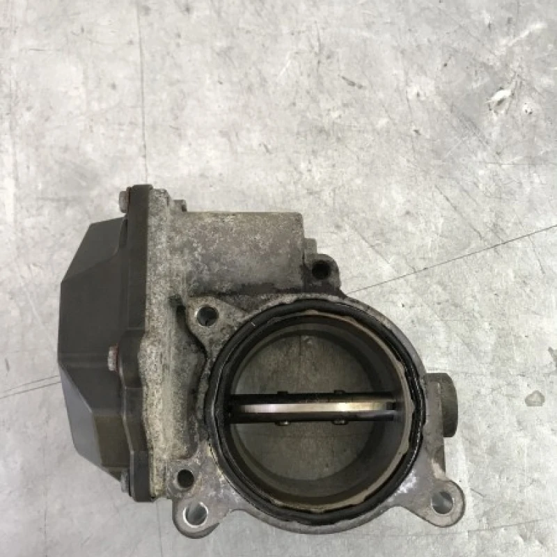 Clapeta de acceleratie / Volkswagen Crafter  2010 / Motor, racire si evacuare