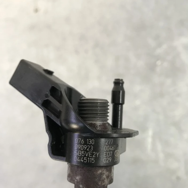 Injector / Volkswagen Crafter  2010 / Motor, racire si evacuare