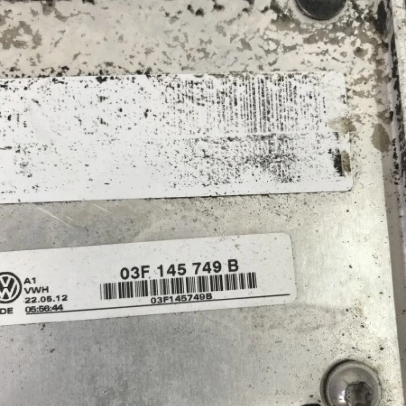 Galerie de admisie și racitor / Volkswagen Polo 6R 2013 / Motor, racire si evacuare