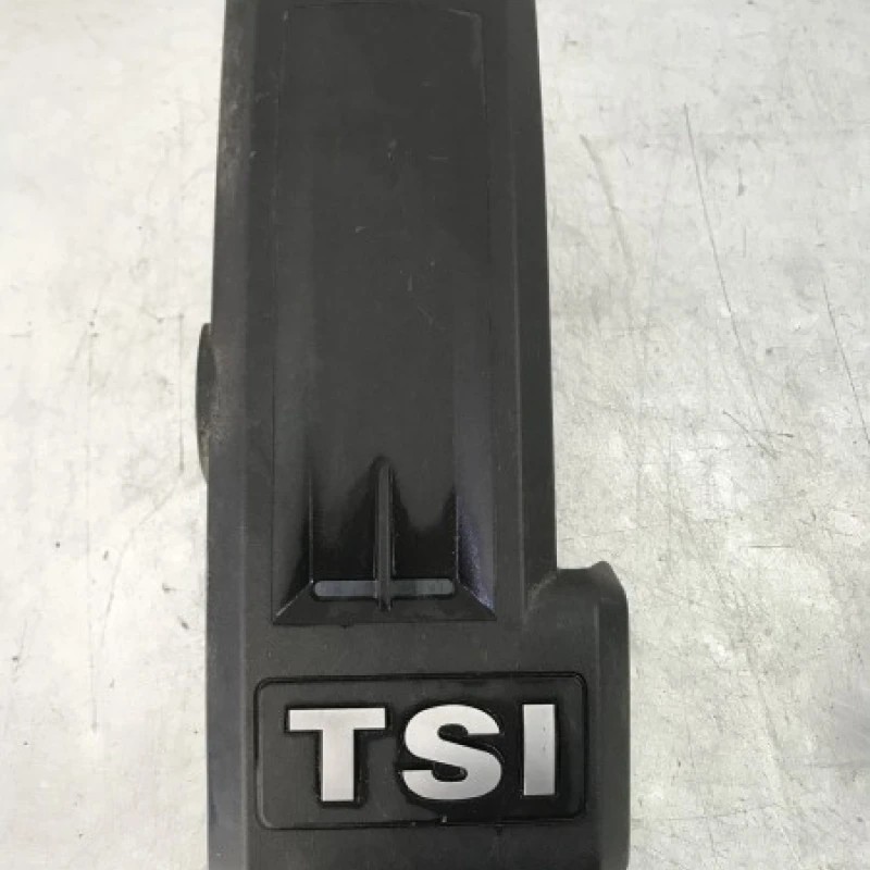 Capac motor / Volkswagen Polo 6R 2013 / Motor, racire si evacuare