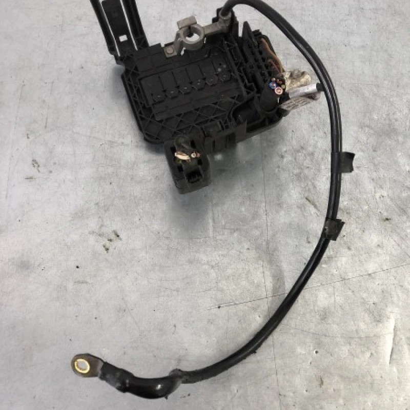 Borna baterie / Volkswagen Polo 6R 2013 / Audio si electronice