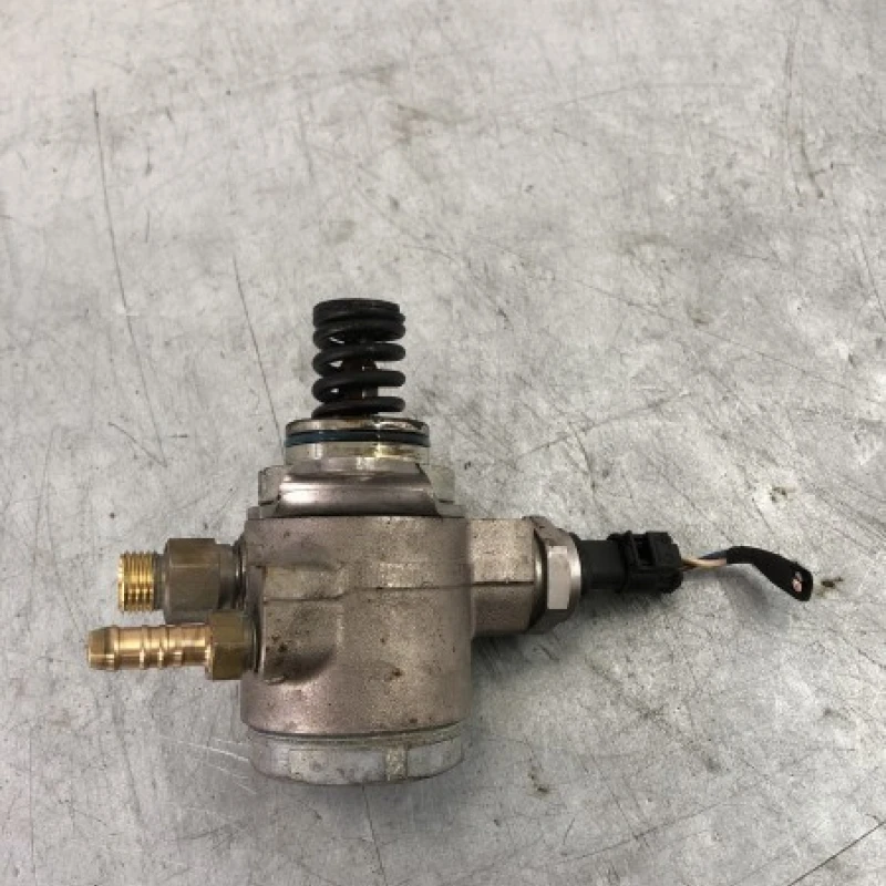 Pompa de injectie inalte / Volkswagen Polo 6R 2013 / Motor, racire si evacuare