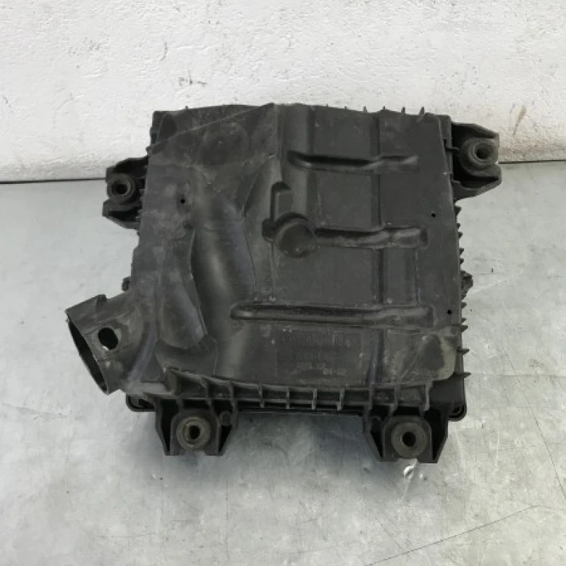 Carcasa filtru aer / Opel Vivaro Vivaro A 2012 / Motor, racire si evacuare