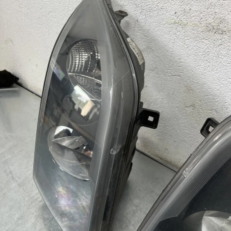 Far dreapta Europa / Volkswagen Crafter 2E/2F 2010 / Caroserie, oglinzi si faruri