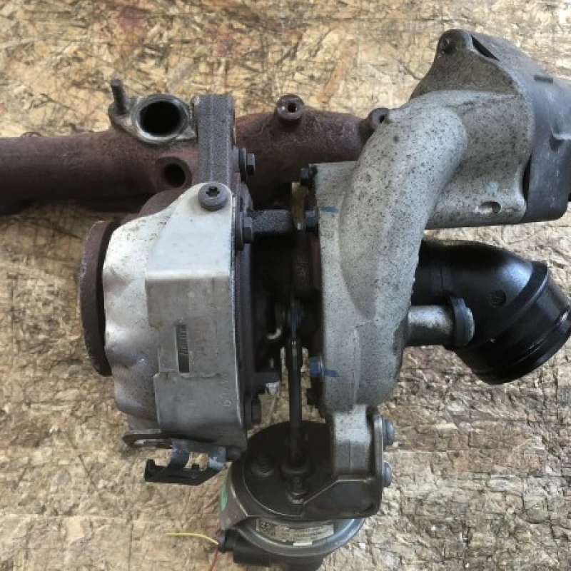 Turbosuflanta turbo turbina Audi 