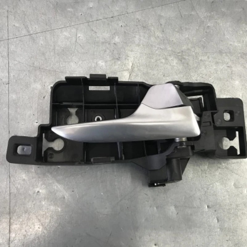 Maner usa dreapta fata / Ford Mondeo MK4 2011 / Caroserie, oglinzi si faruri