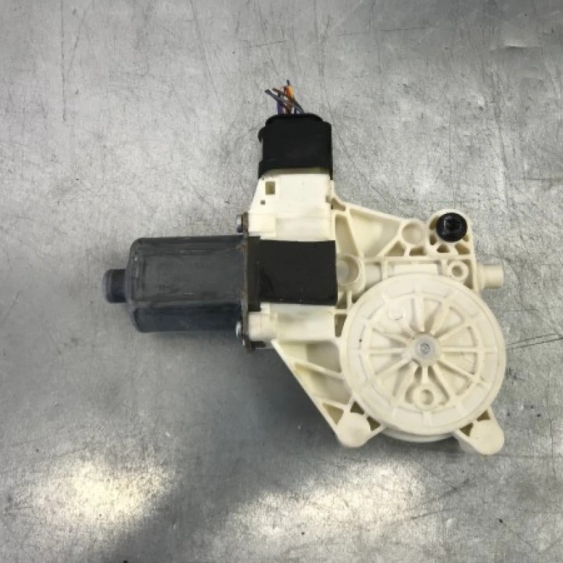 Motoras geam dreapta spate Ford Mondeo MK4 2011