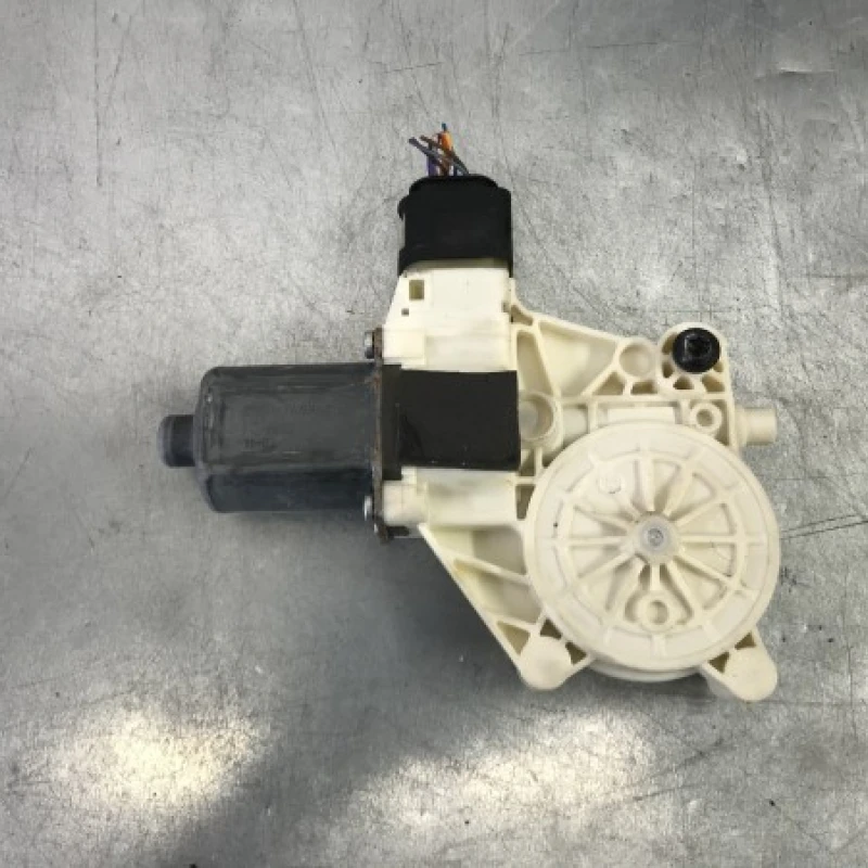 Motoras geam dreapta spate / Ford Mondeo MK4 2011 / Audio si electronice