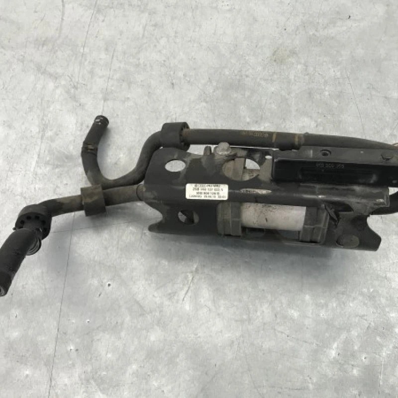 Pompa combustibil Volkswagen Passat B6 2010