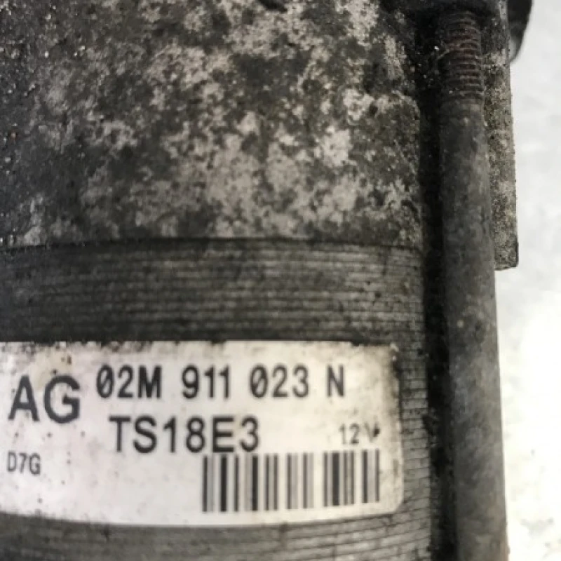 Electromotor demaror / Volkswagen Passat B6 2008 / Motor, racire si evacuare