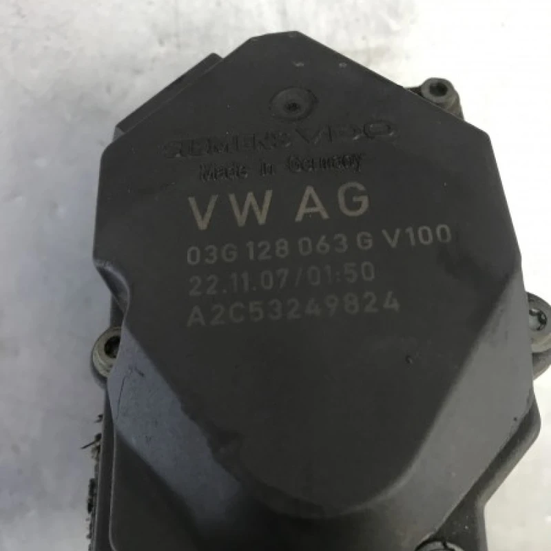 Clapeta de acceleratie / Volkswagen Passat B6 2008 / Motor, racire si evacuare