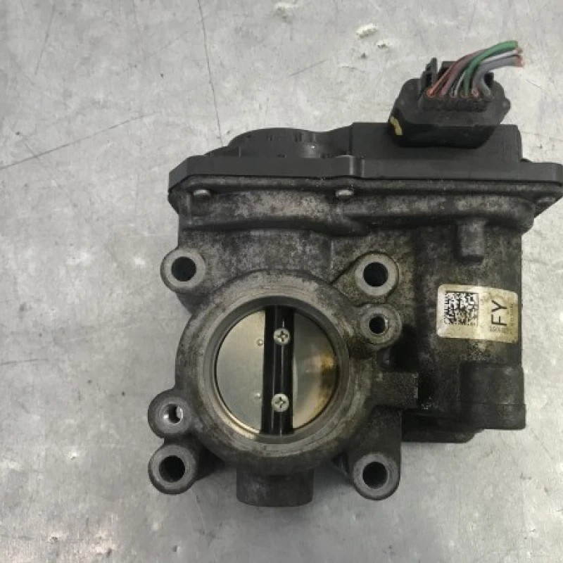 Clapeta de acceleratie / Dacia Sandero Stepway 2016 / Motor, racire si evacuare