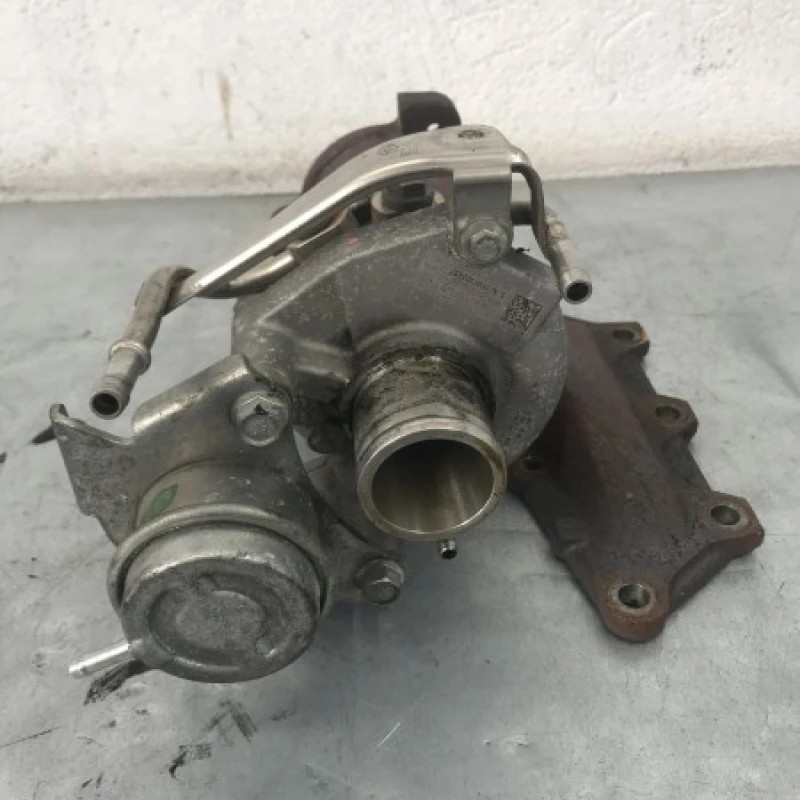 Turbosuflanta turbo turbina / Dacia Sandero Stepway 2016 / Motor, racire si evacuare