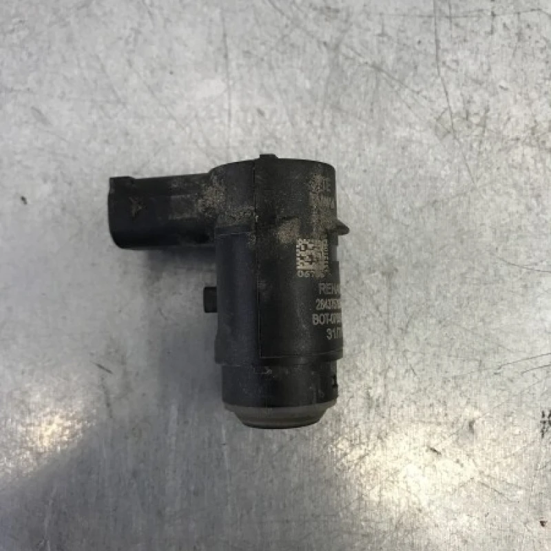 Senzor parcare bara spate Dacia 