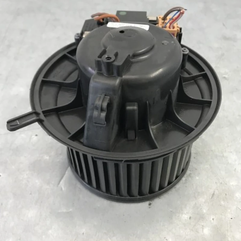 Ventilator aeroterma bord Skoda 