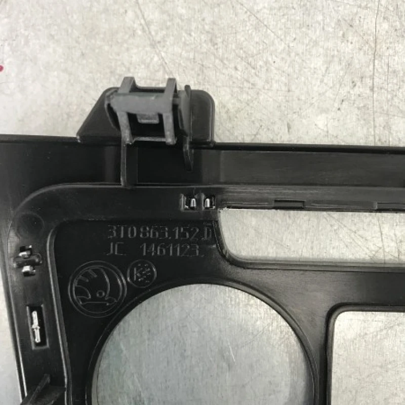 Ornament trim clima / Skoda Superb II 3T 2012 / Interior