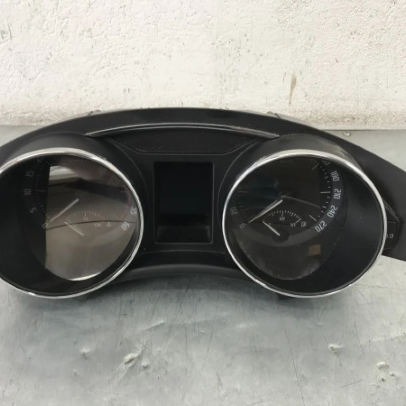 Ceas bord Skoda 