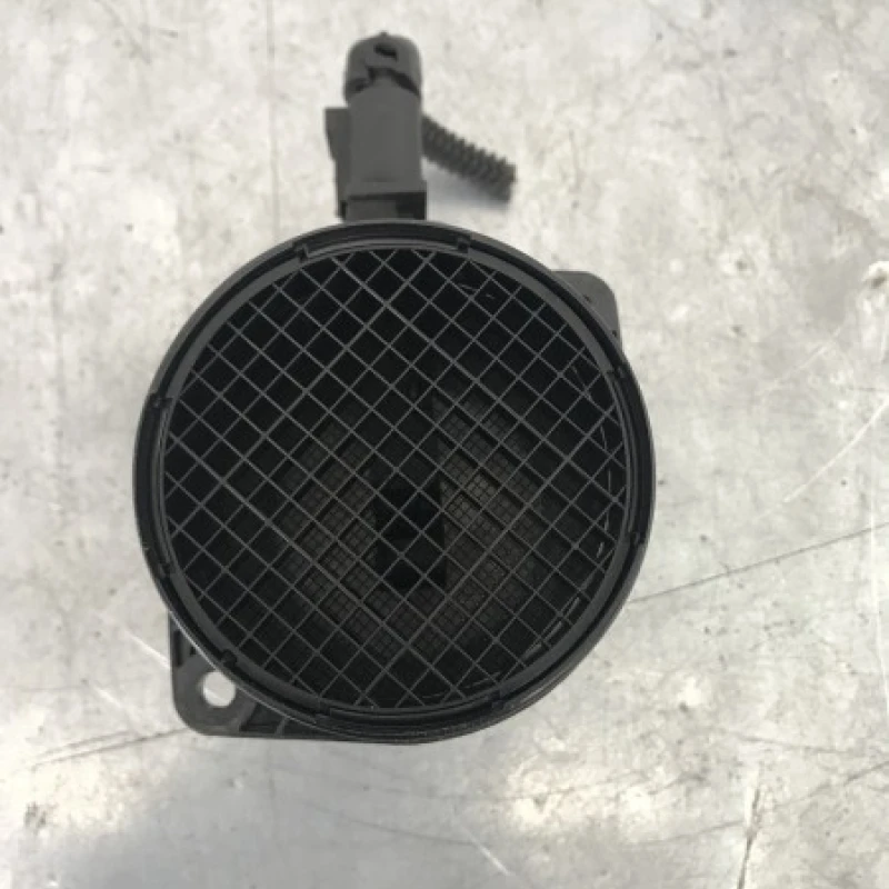 Debitmetru aer / Volkswagen Passat B6 2010 / Motor, racire si evacuare