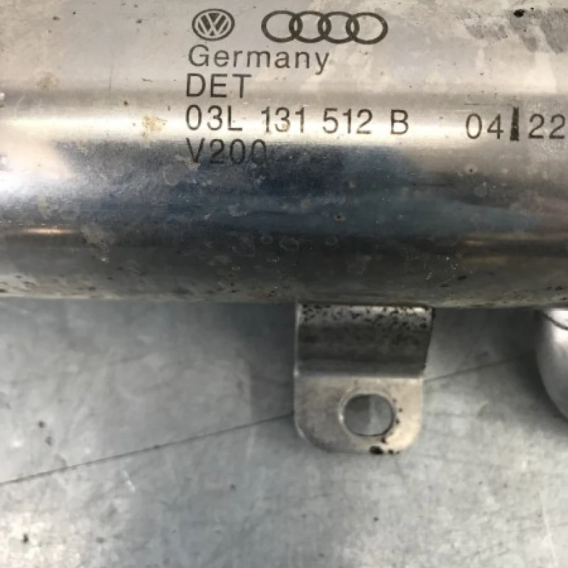 Racitor gaze egr / Volkswagen Passat B6 2010 / Motor, racire si evacuare