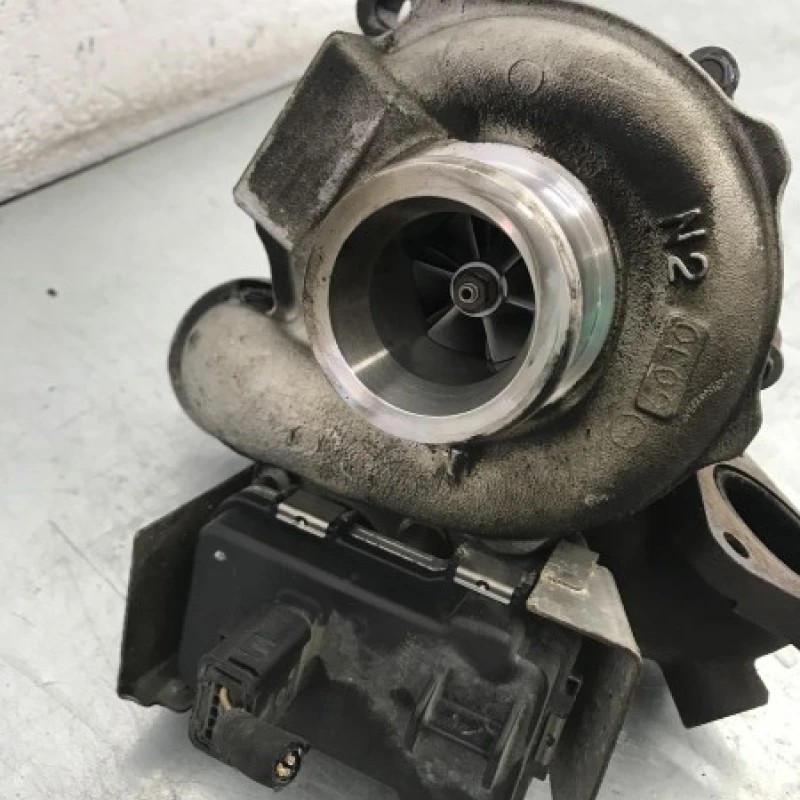 Turbosuflanta turbo turbina / Ford Mondeo MK4 2011 / Motor, racire si evacuare