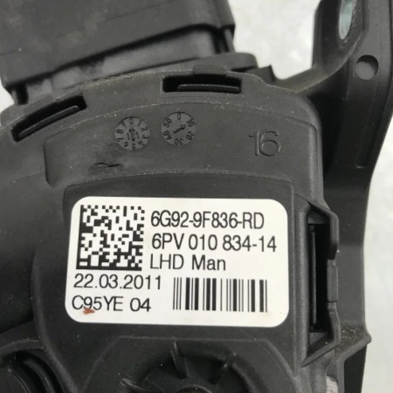 Pedala de accelratie / Ford Mondeo MK4 2011 / Interior