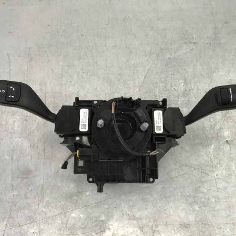 Spira volan cu manete / Ford Mondeo MK4 2011 / Audio si electronice