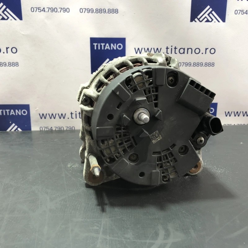Alternator / Volkswagen Sharan 7N 2013 / Motor, racire si evacuare