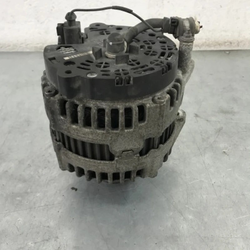 Alternator Volkswagen Passat B6 2010