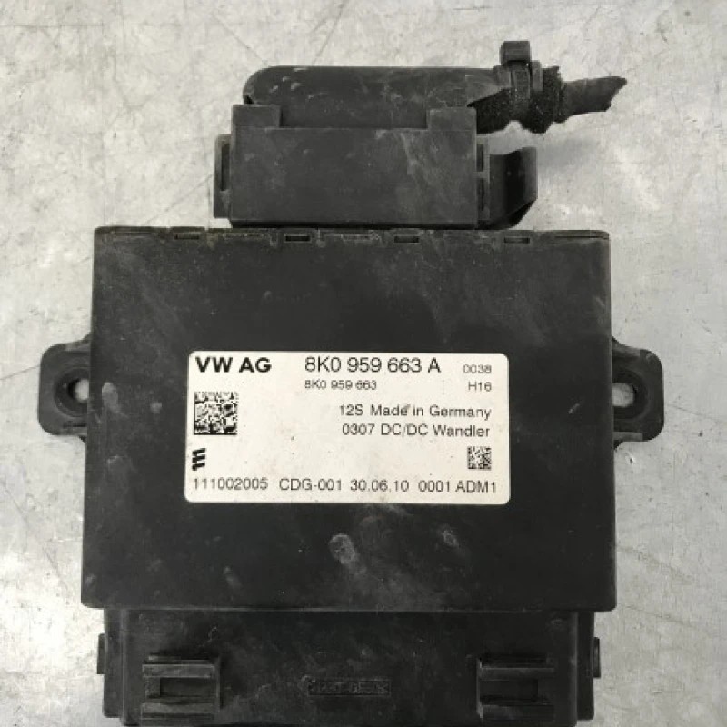 Calculator stabilizator tensiune Volkswagen Passat B6 2010