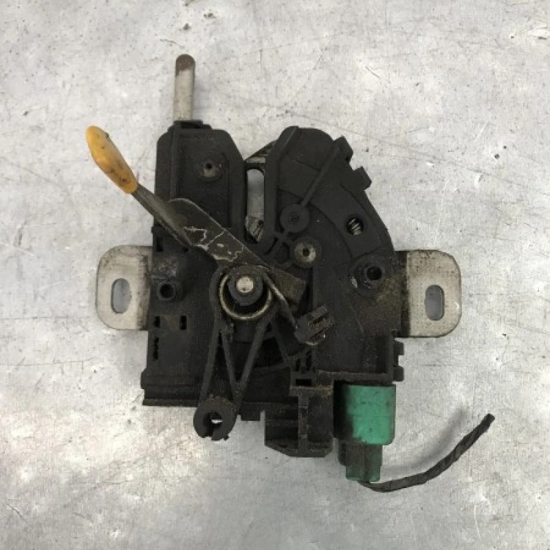Iala broasca capota / Ford Mondeo MK4 2011 / Caroserie, oglinzi si faruri
