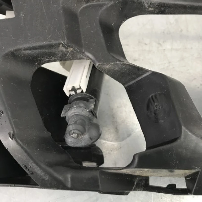 Spalator far / Ford Mondeo MK4 2011 / Caroserie, oglinzi si faruri