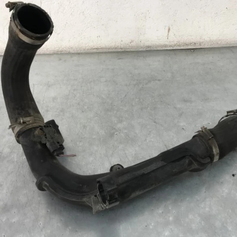 Tub intercooler Volkswagen Passat B6 2010
