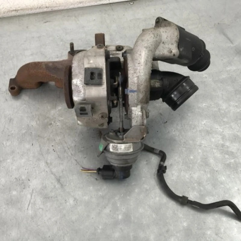 Turbosuflanta turbo turbina / Volkswagen Passat B6 2010 / Motor, racire si evacuare
