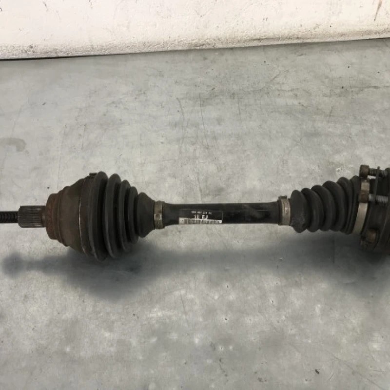 Planetara stanga fata / Volkswagen Passat B7 2012 / Cutie viteze, ambreiaj, transmisie