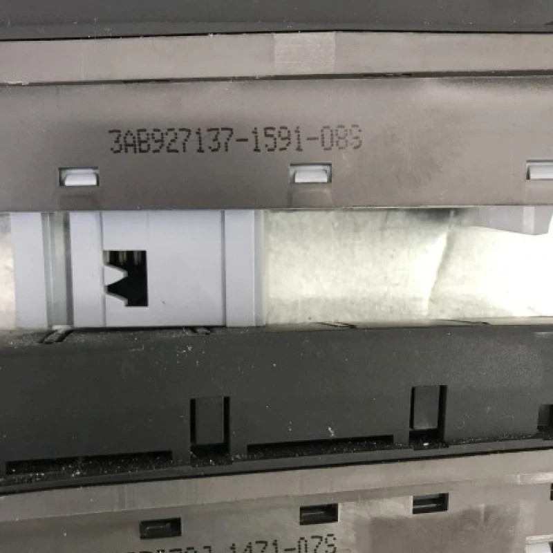 Butoane consola centrala / Volkswagen Passat B7 2012 / Interior