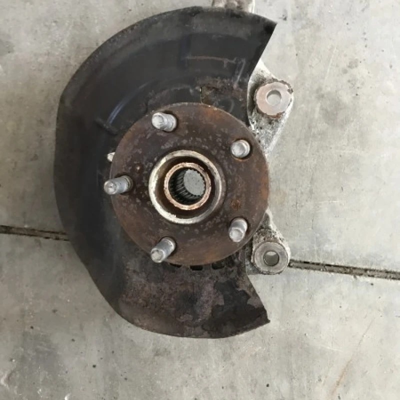 Fuzeta dreapta fata / Lexus CT 200h CT 200h 2012 / Directie si suspensie