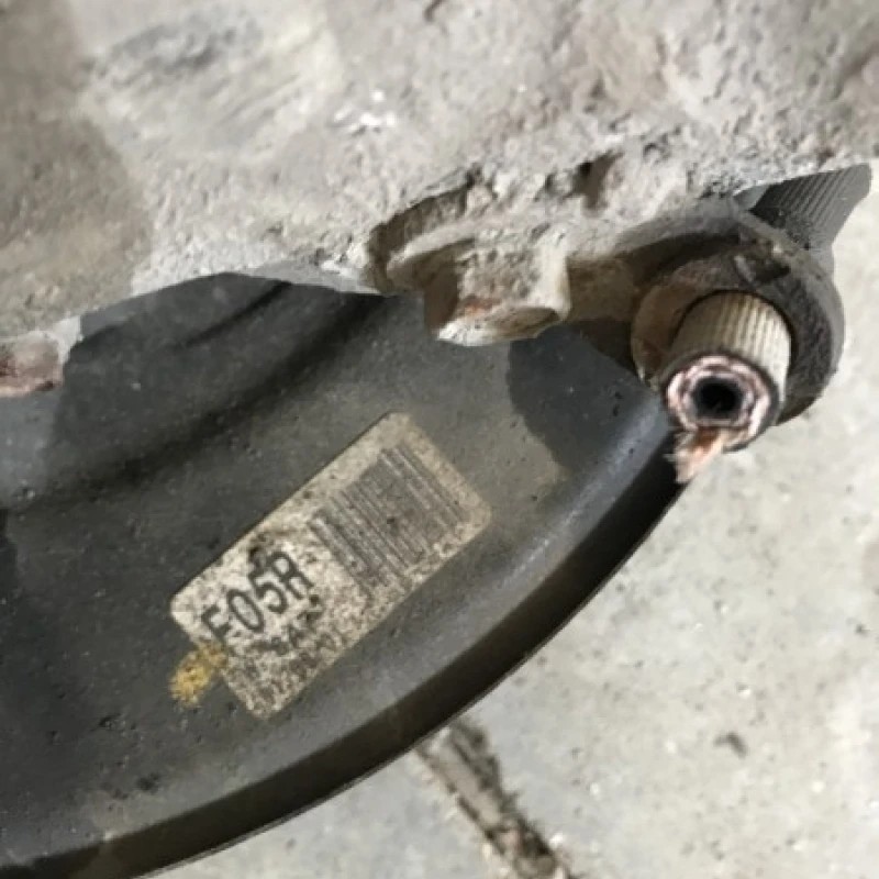 Fuzeta dreapta fata / Lexus CT 200h CT 200h 2012 / Directie si suspensie