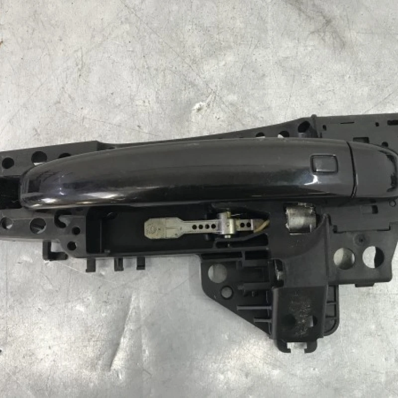Maner usa stanga spate Audi 