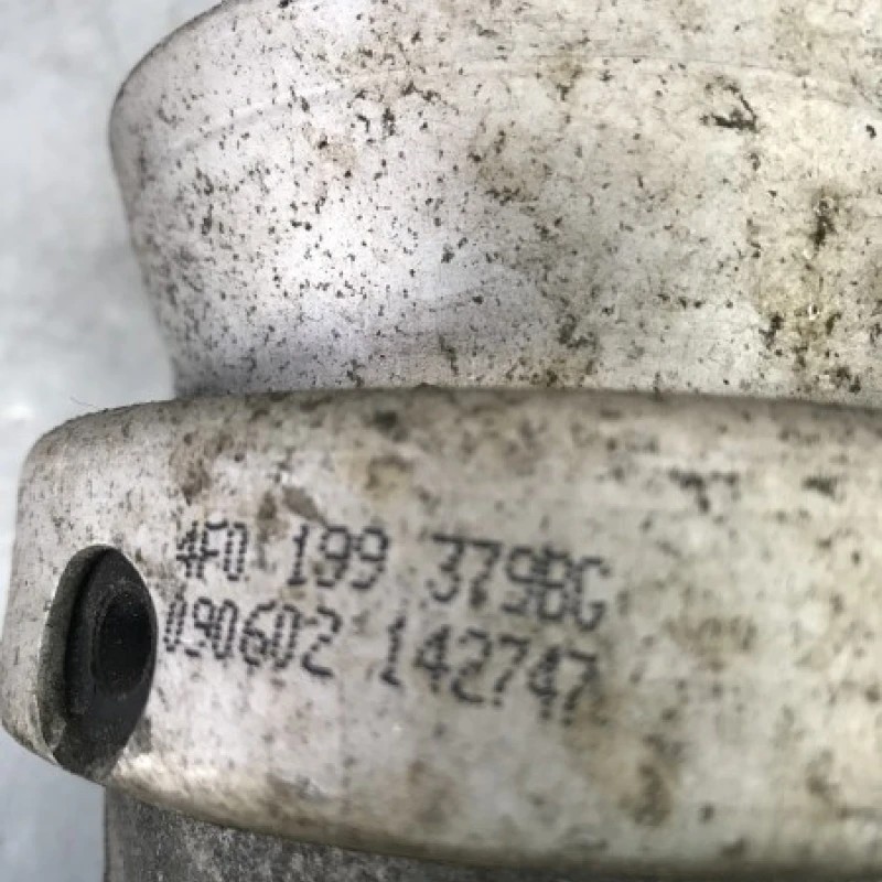 Tampon motor / Audi A6 C6 2010 / Motor, racire si evacuare