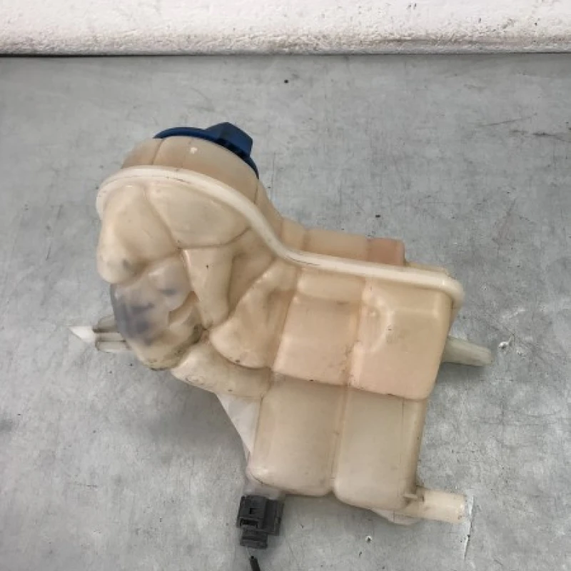 Vas expansiune / Audi A4 B8 2010 / Motor, racire si evacuare